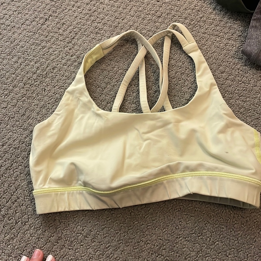 LULULEMON ENERGY BRA - Size 4